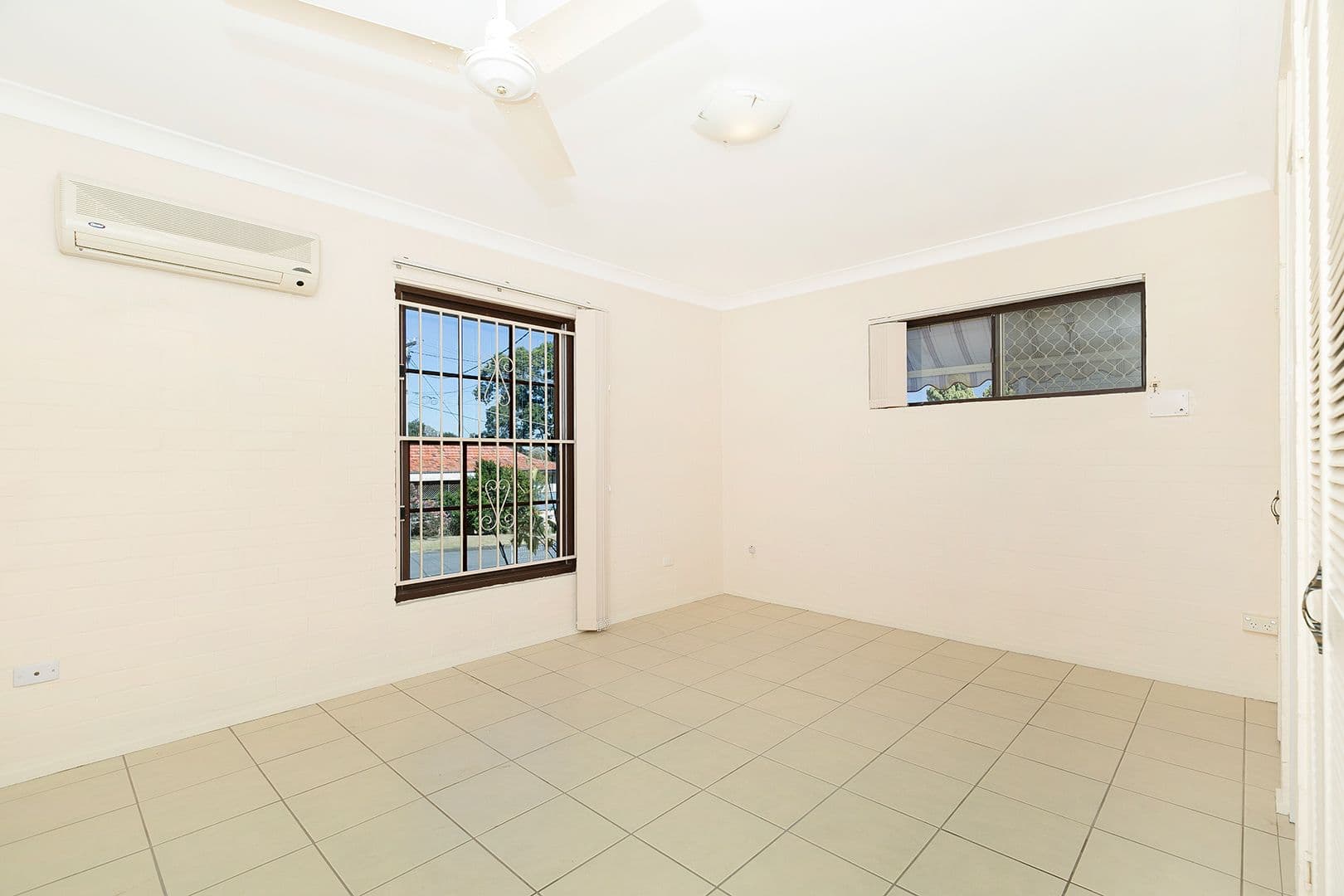 24 Deniven Street, Corinda QLD 4075, Corinda - Thumbnail 7