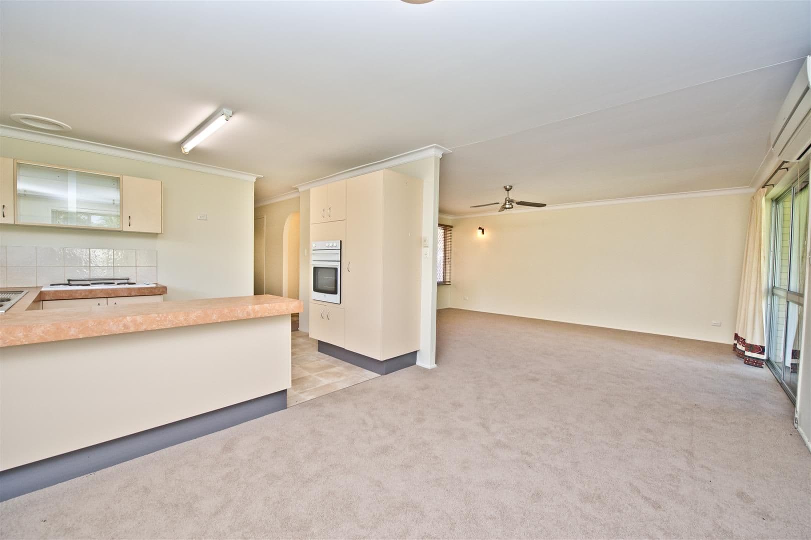 5 Hood Court, MERMAID WATERS QLD 4218, Mermaid Waters - Thumbnail 6