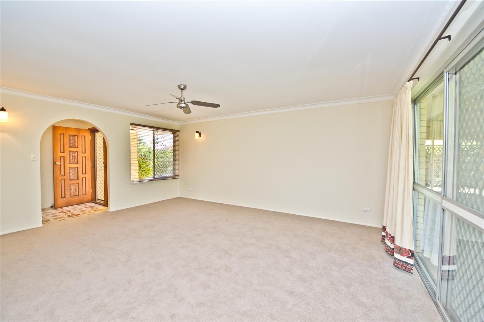 5 Hood Court, MERMAID WATERS QLD 4218, Mermaid Waters - Thumbnail 7