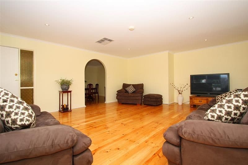50 Morwell Avenue, WATSONIA VIC 3087, Watsonia - Thumbnail 5
