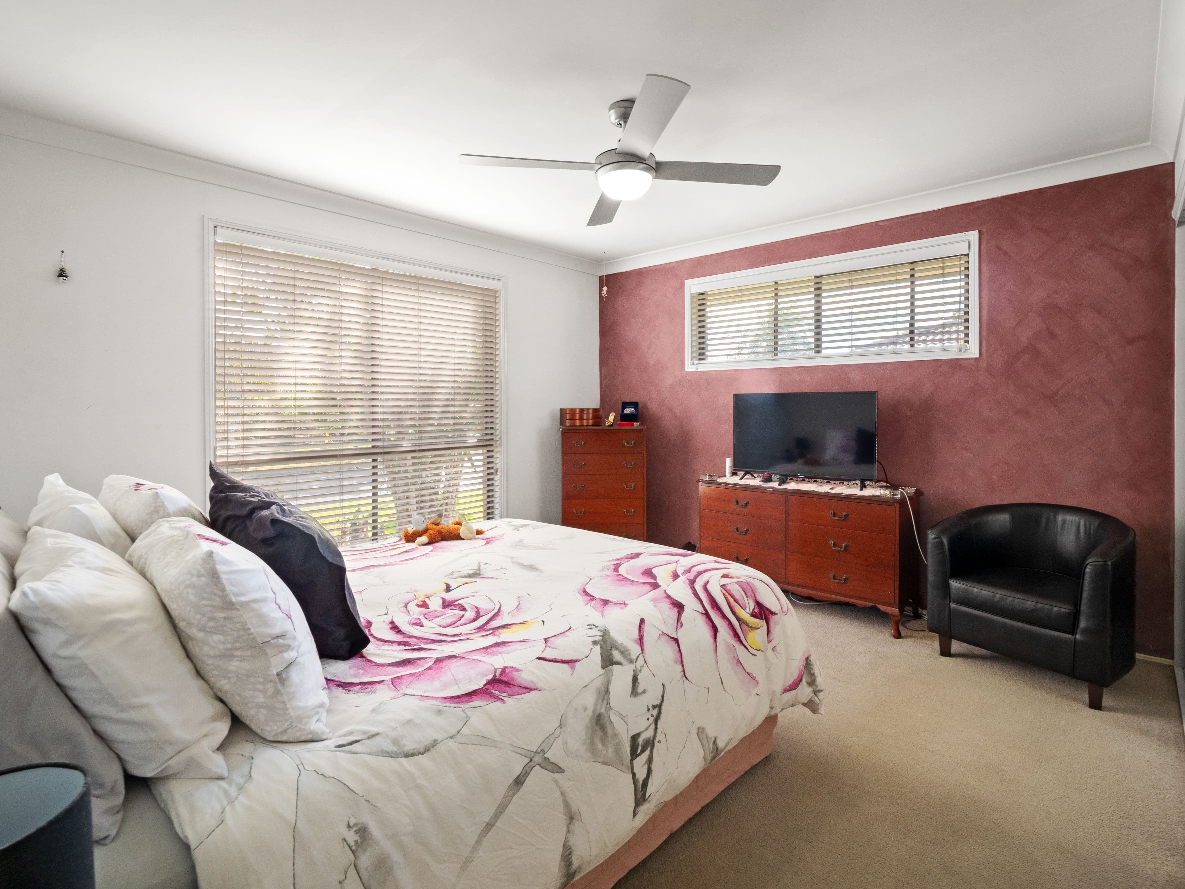 7 Sonama Court, Burleigh Waters QLD 4220, Burleigh Waters - Thumbnail 2