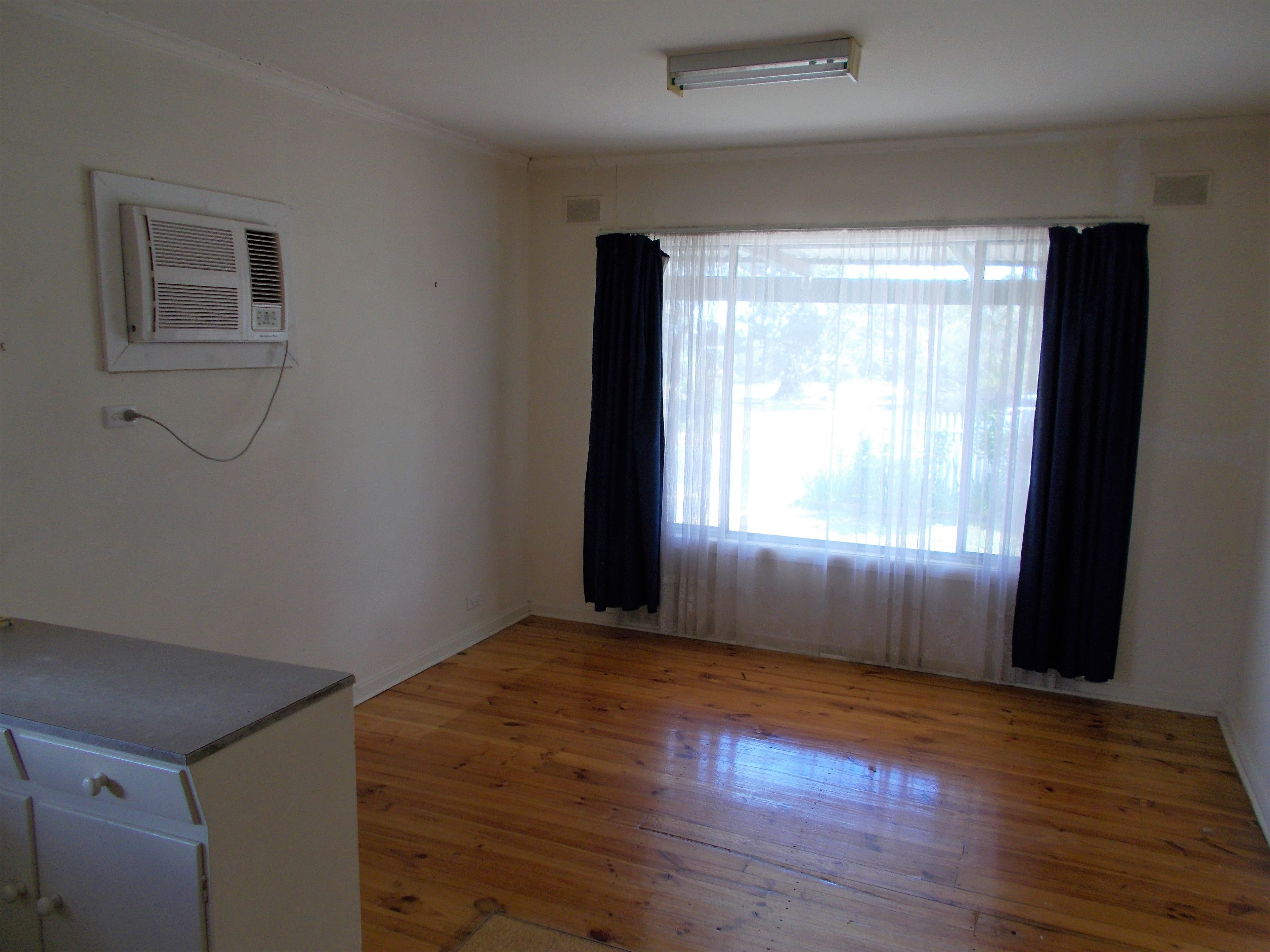 12 Oliver Street, Bordertown SA 5268, Bordertown - Thumbnail 4