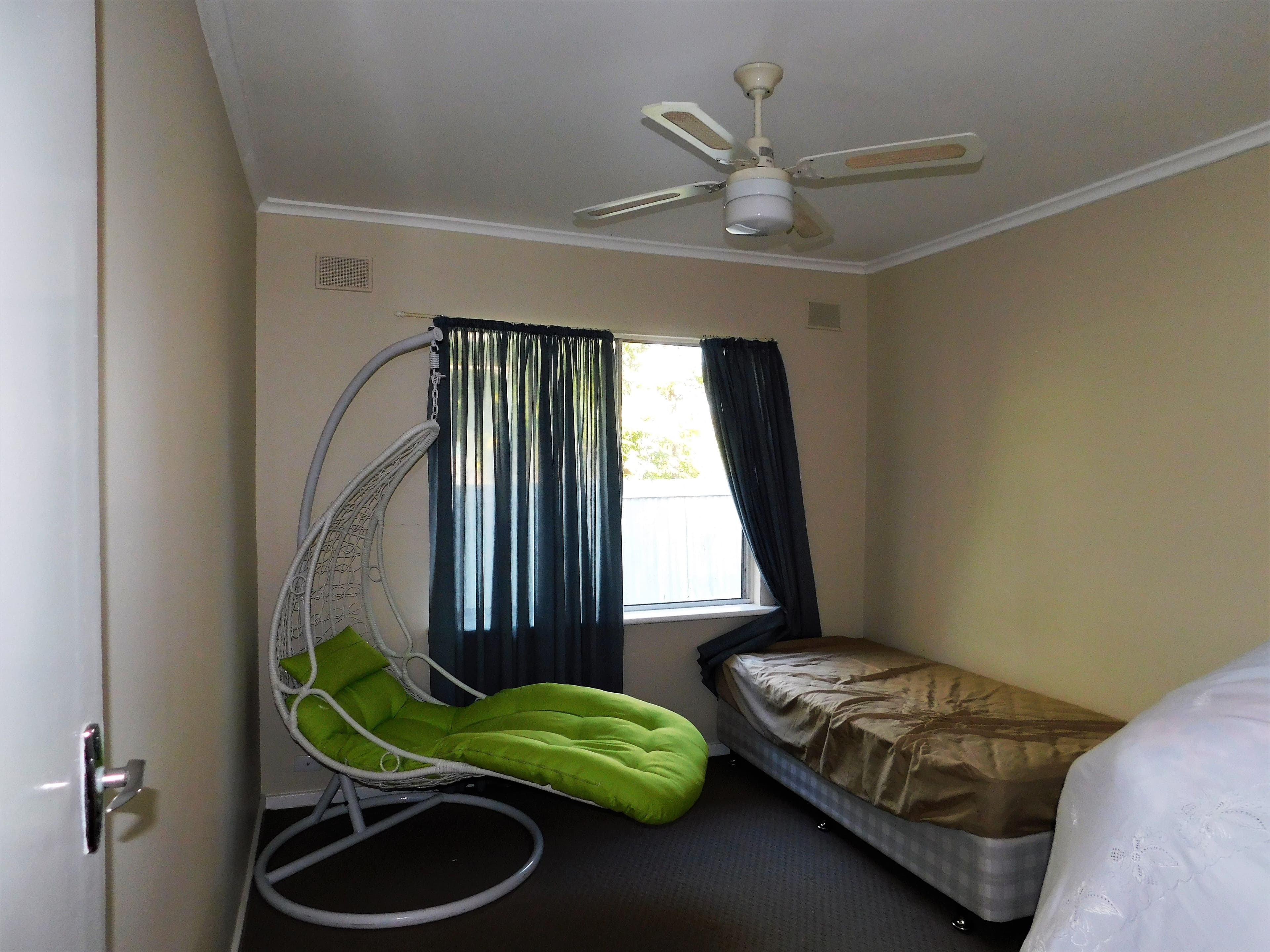 12 Oliver Street, Bordertown SA 5268, Bordertown - Thumbnail 6