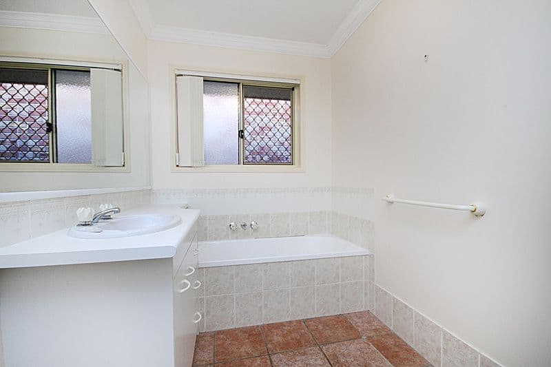 47 Yale Circuit, FOREST LAKE QLD 4078, Forest Lake - Thumbnail 5