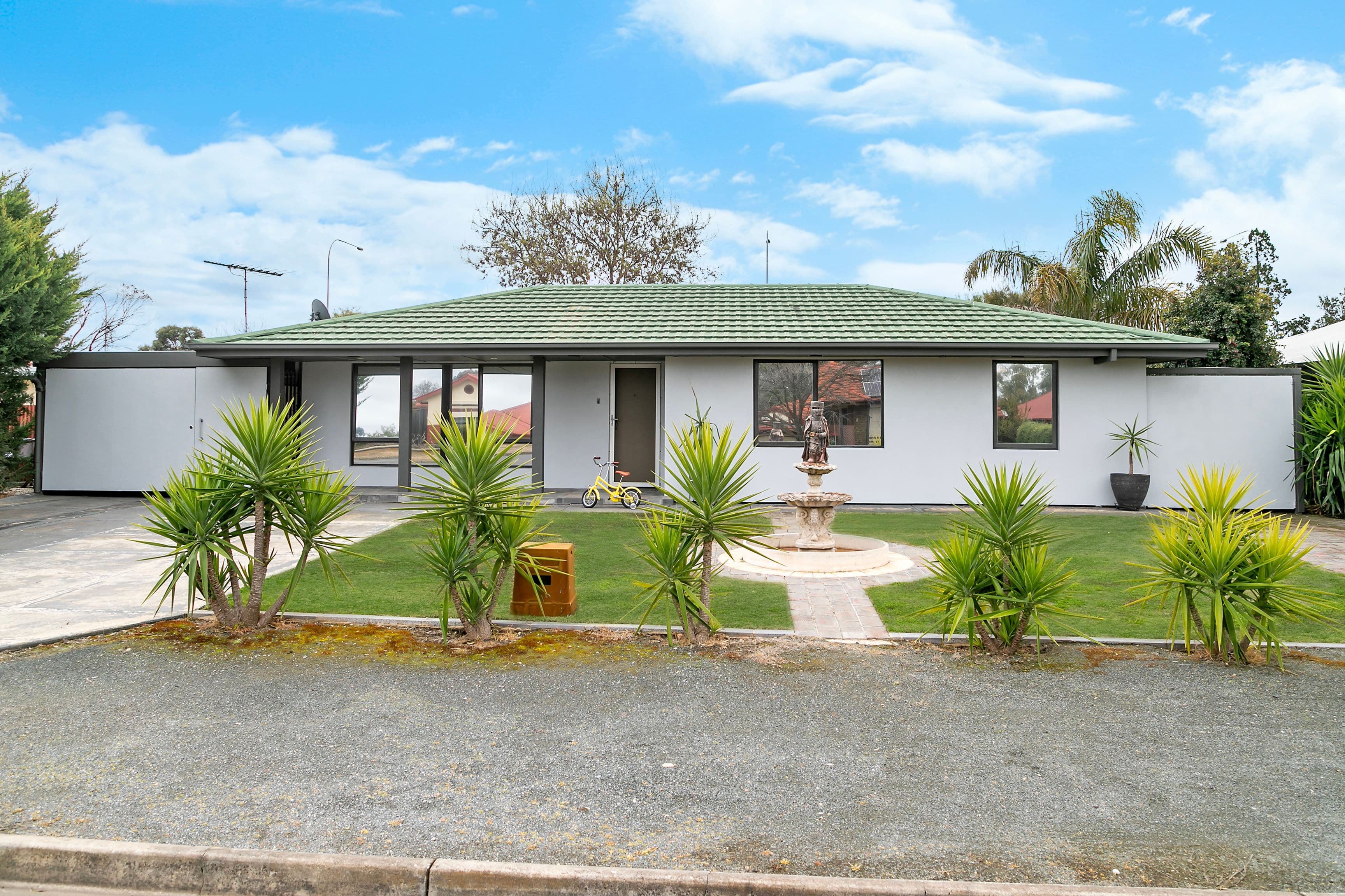 3 Drinkwater Crescent, Nuriootpa SA 5355, Nuriootpa - Image 1
