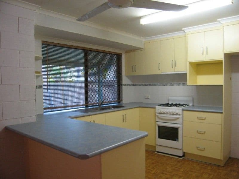 13 Richard Street, ANDERGROVE QLD 4740, Andergrove - Thumbnail 2