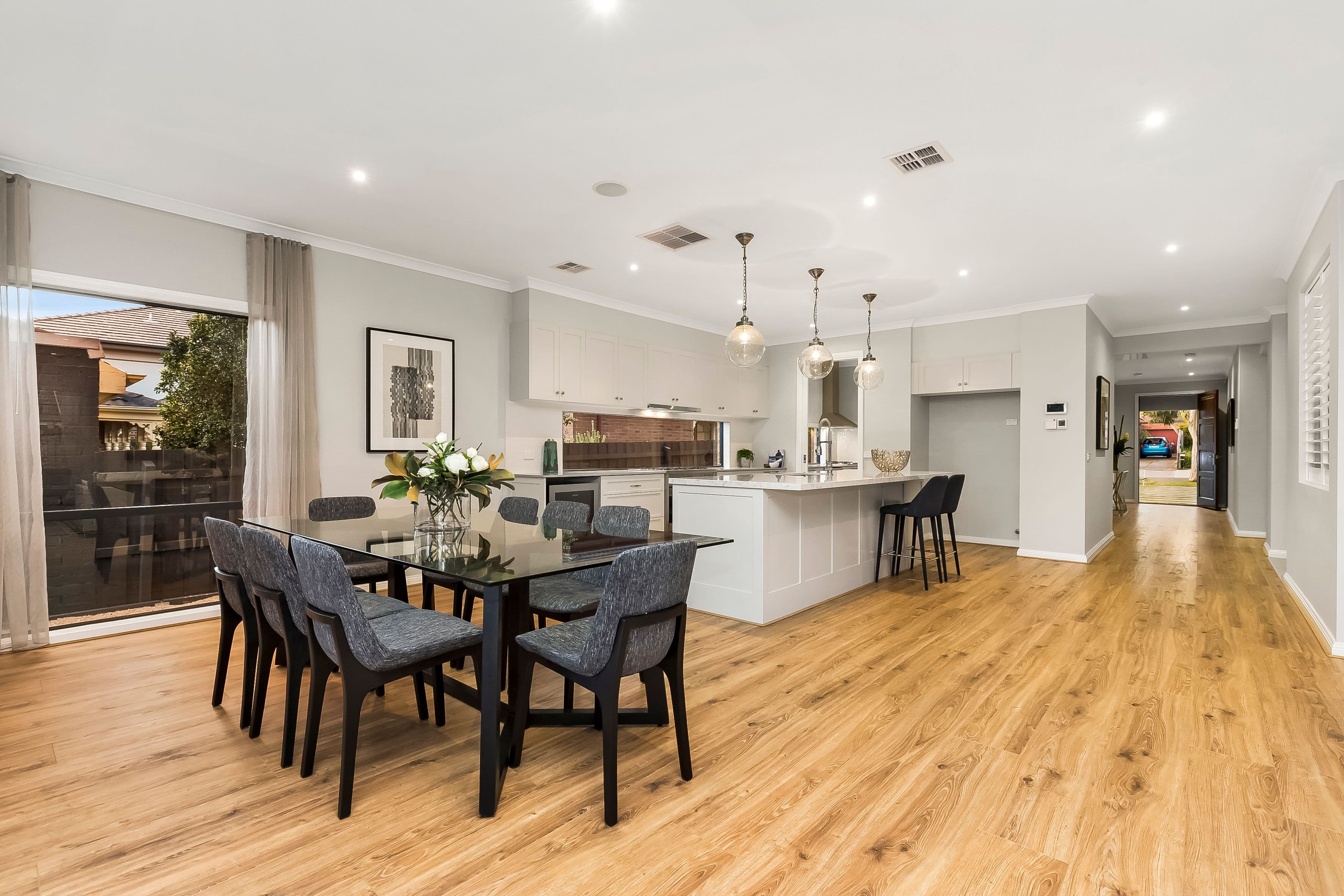 28 Irving Street, Mount Waverley VIC 3149, Mount Waverley - Thumbnail 5