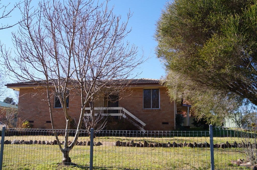 6 Weema Place, Orange NSW 2800, Orange - Thumbnail 2