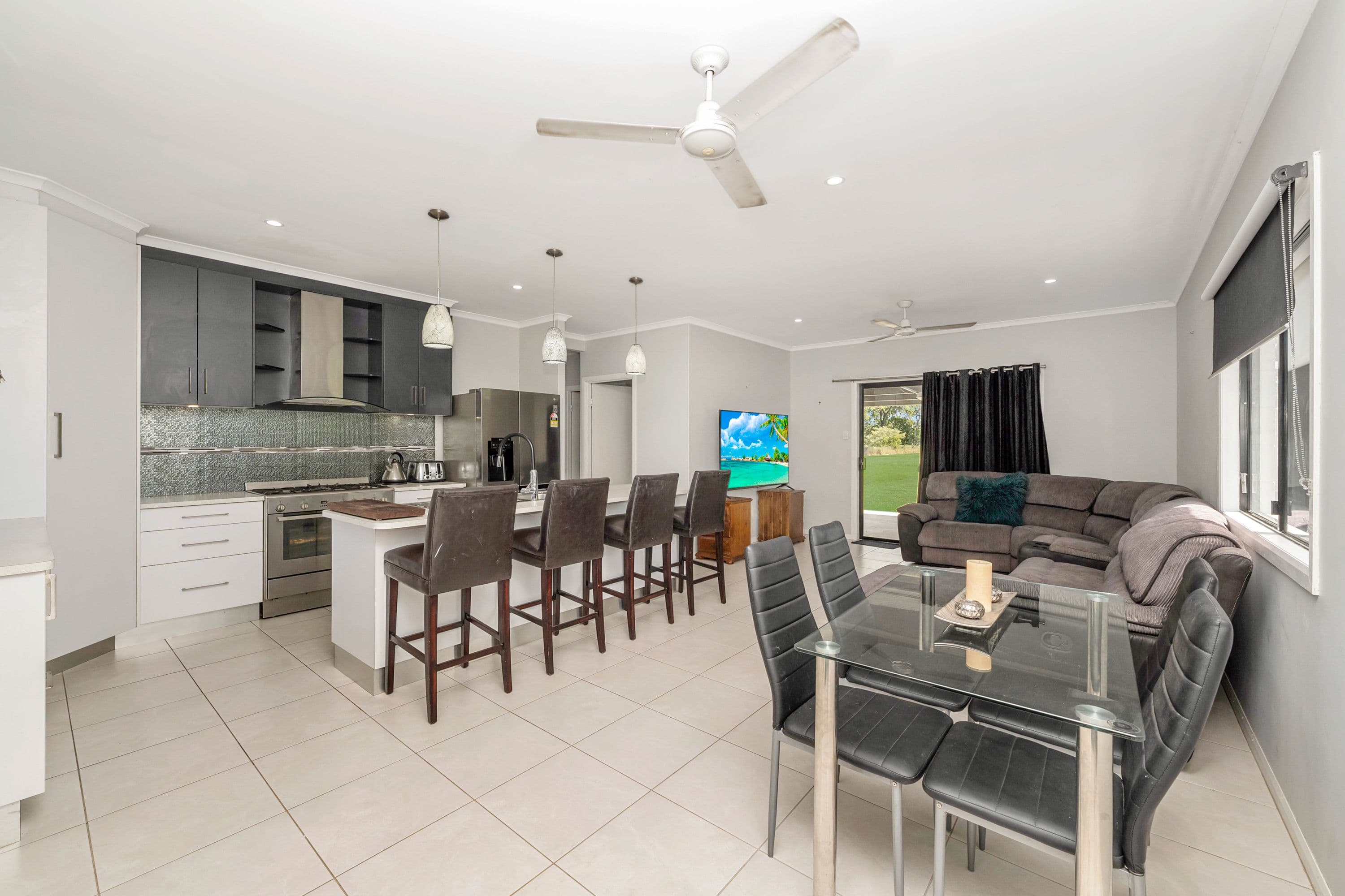 22 Carmen Close, Yabulu QLD 4818, Yabulu - Thumbnail 4
