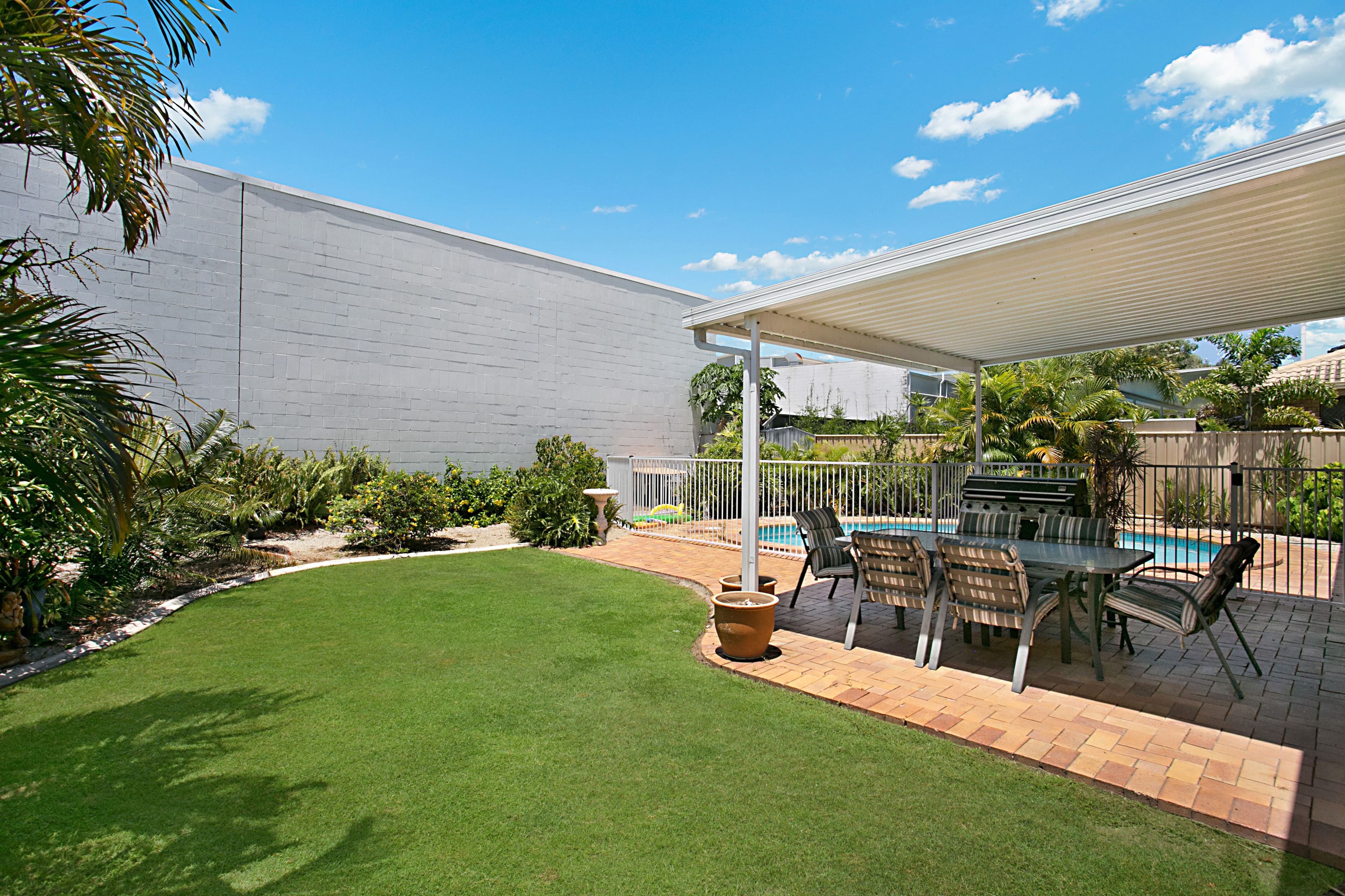 94 Acanthus Avenue, Burleigh Heads QLD 4220, Burleigh Heads - Thumbnail 3