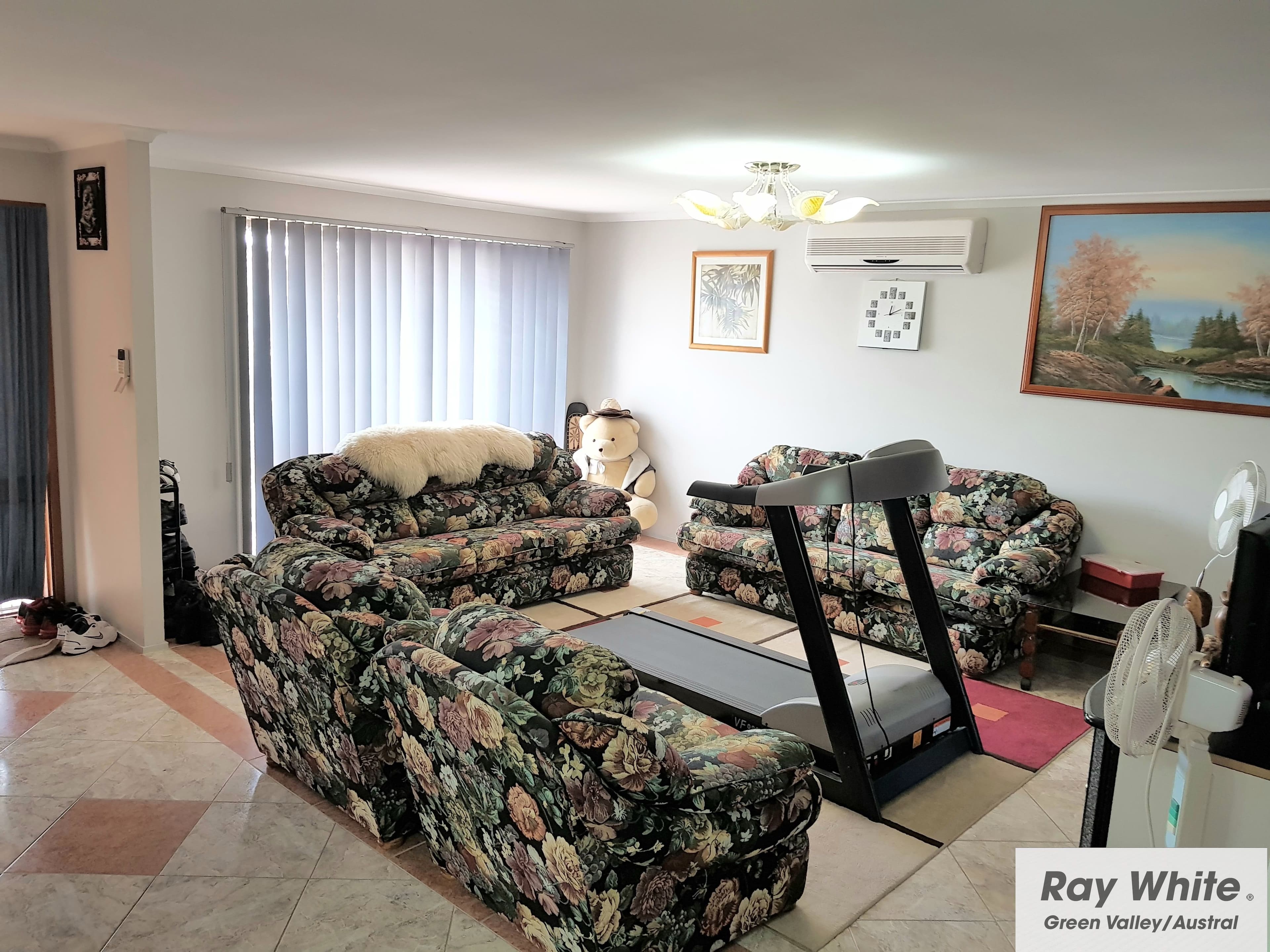 3 Carina Avenue, Hinchinbrook - Thumbnail 4