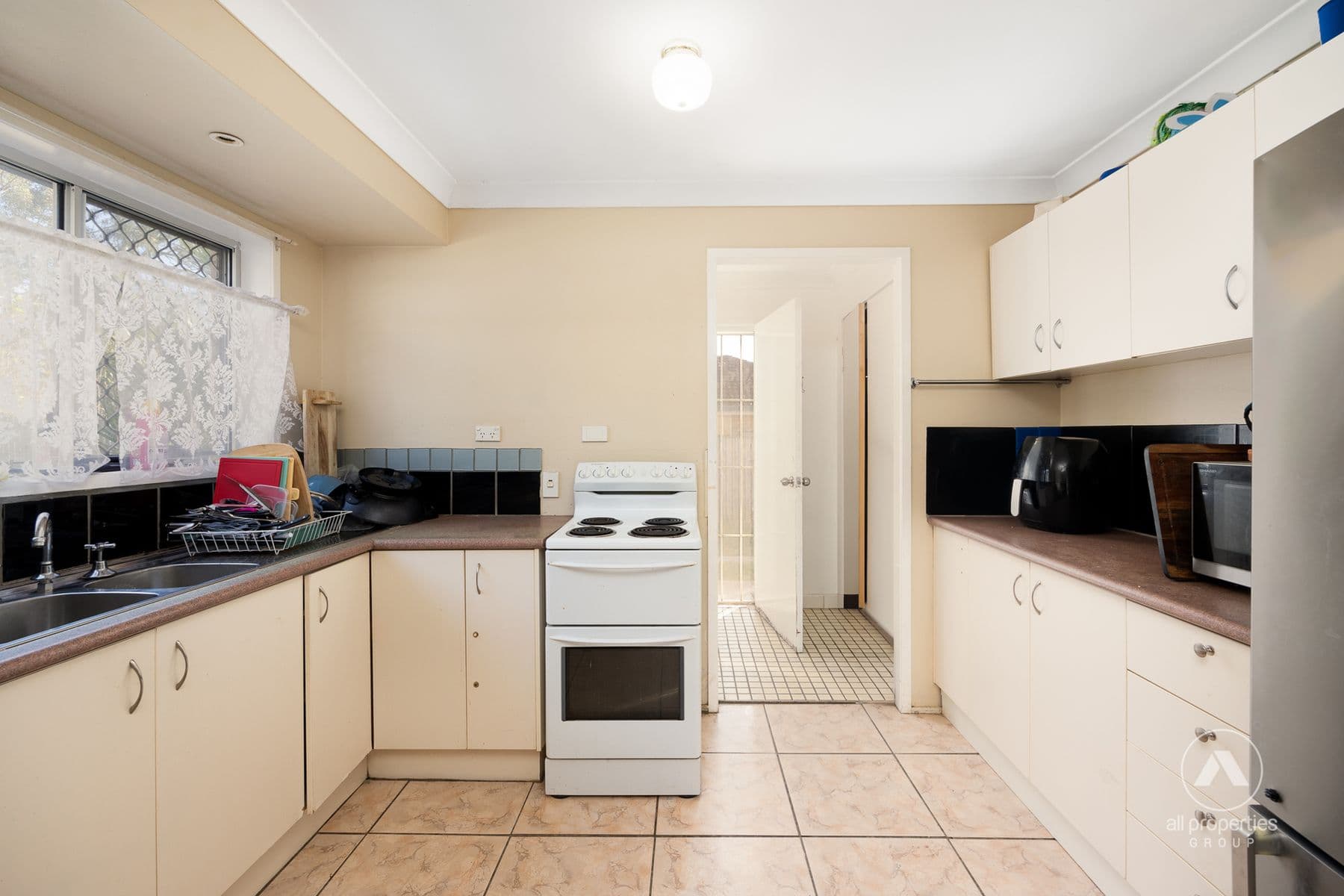 659 Browns Plains Road, Crestmead QLD 4132, Crestmead - Thumbnail 2