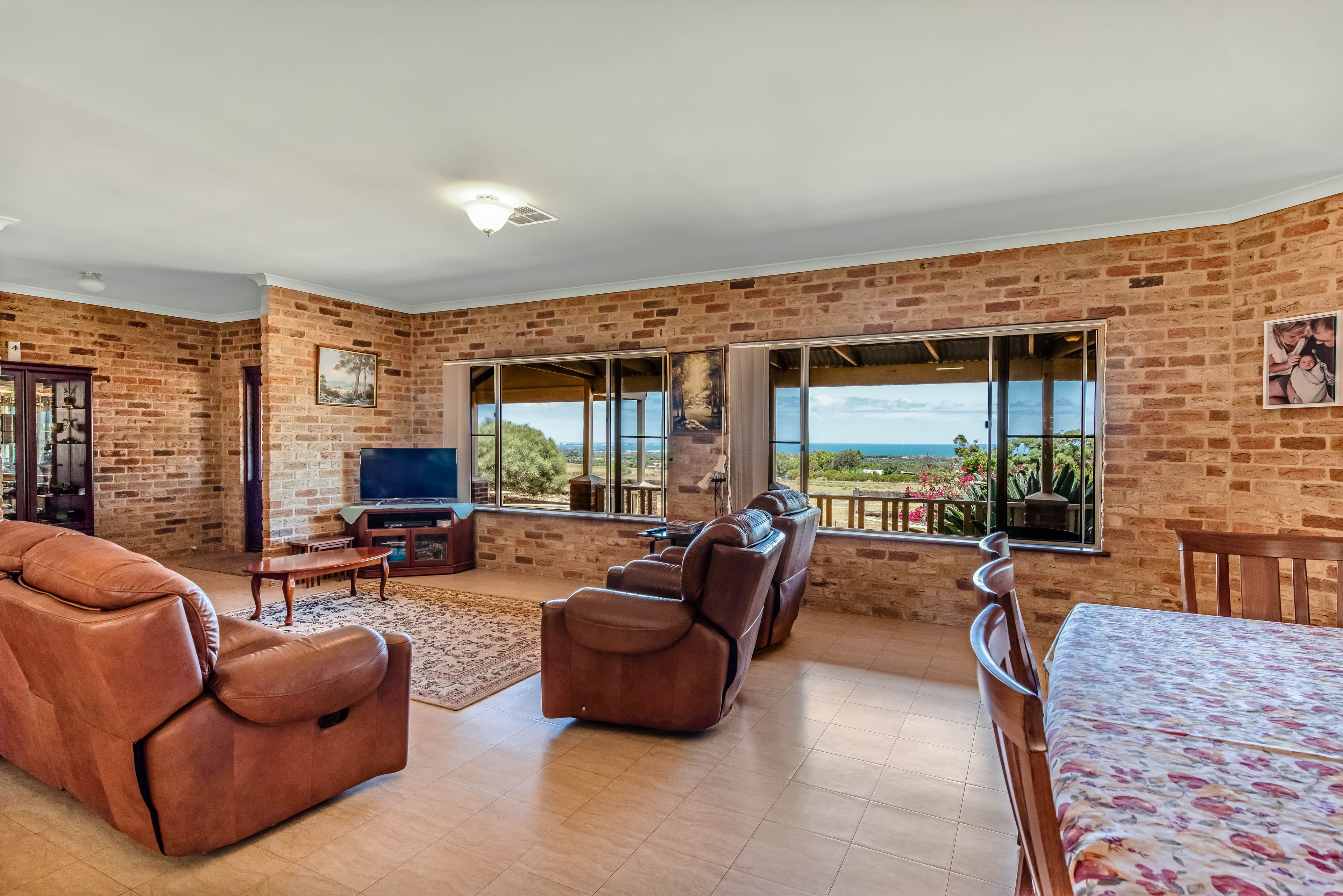 216 Cooper Street, Waggrakine WA 6530, Waggrakine - Thumbnail 5
