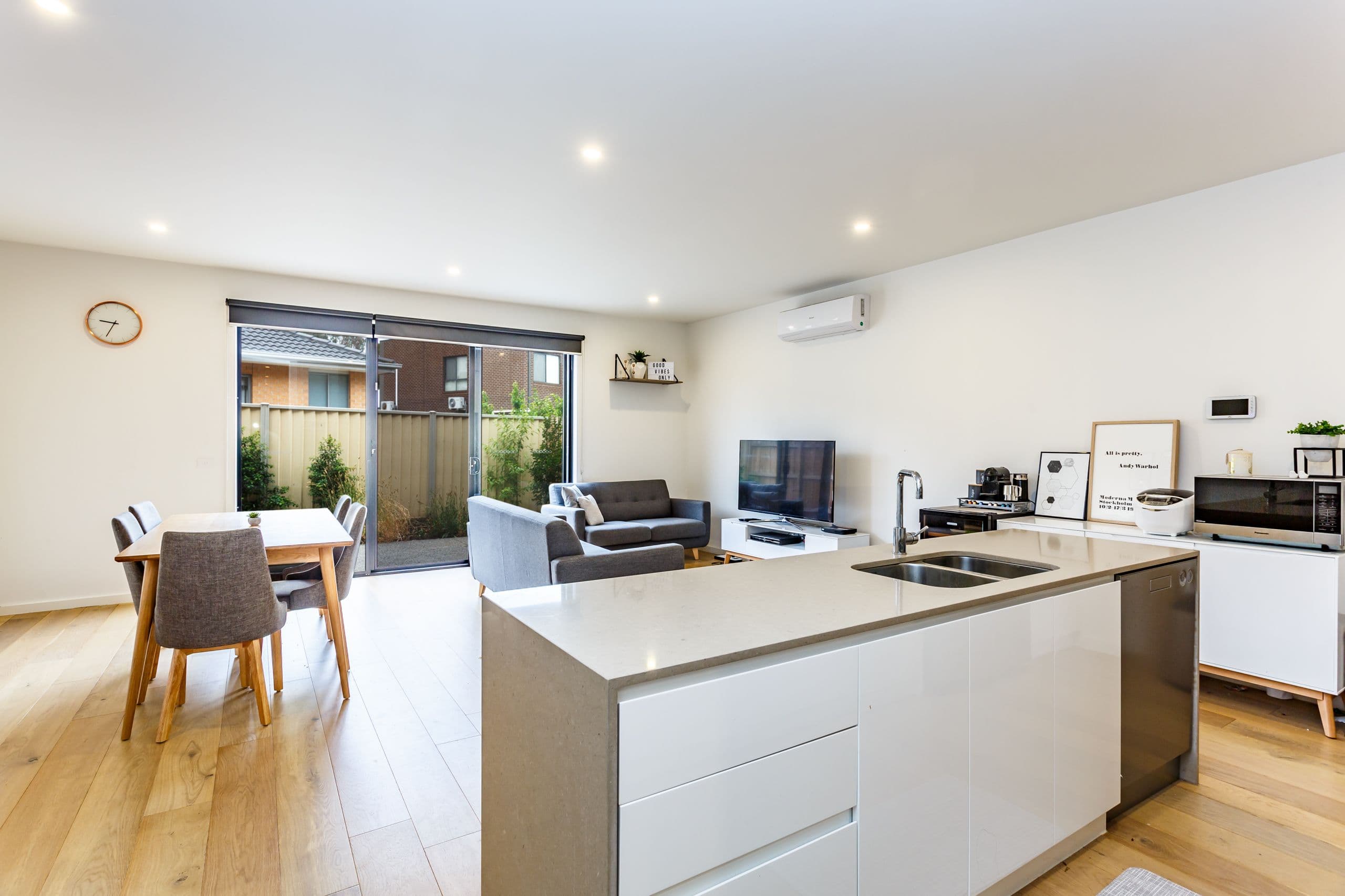 9 Havenlea Lane, Cairnlea VIC 3023, Cairnlea - Thumbnail 2