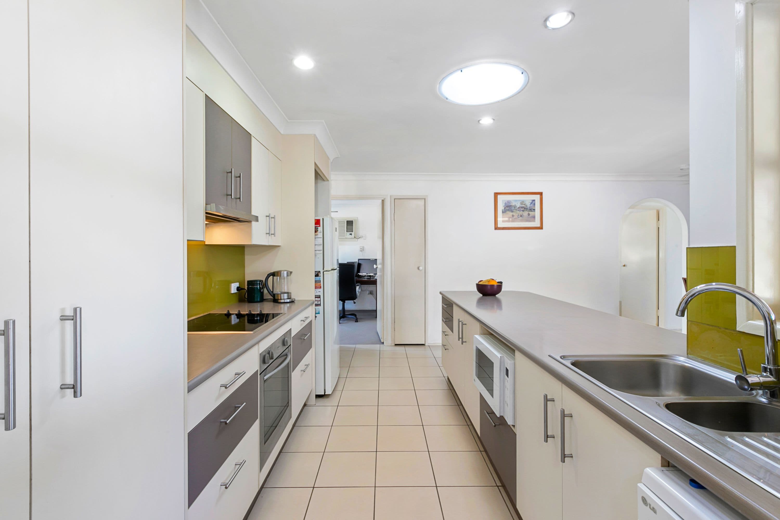 91 Ziegenfusz Road, Thornlands QLD 4164, Thornlands - Thumbnail 2