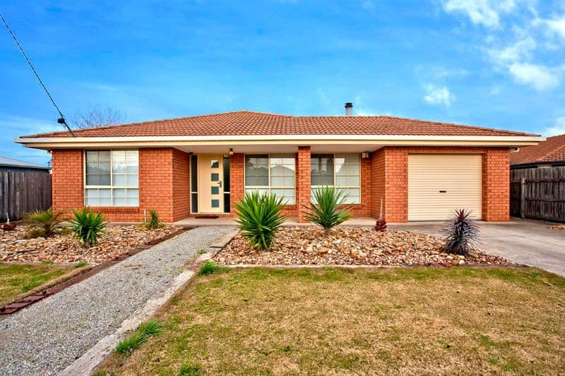 82 Benjamin Drive, LARA VIC 3212, Lara - Image 1