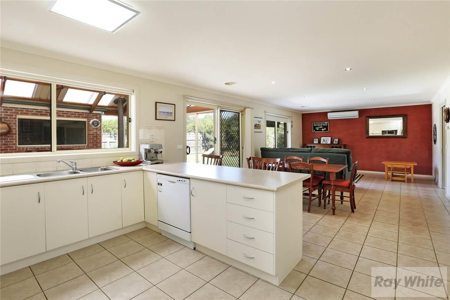 14 Evergreen Court, Lara VIC 3212, Lara - Thumbnail 5