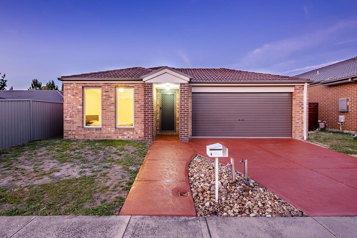 4 Monmouth Road, Cranbourne East VIC 3977, Cranbourne East - Image 1