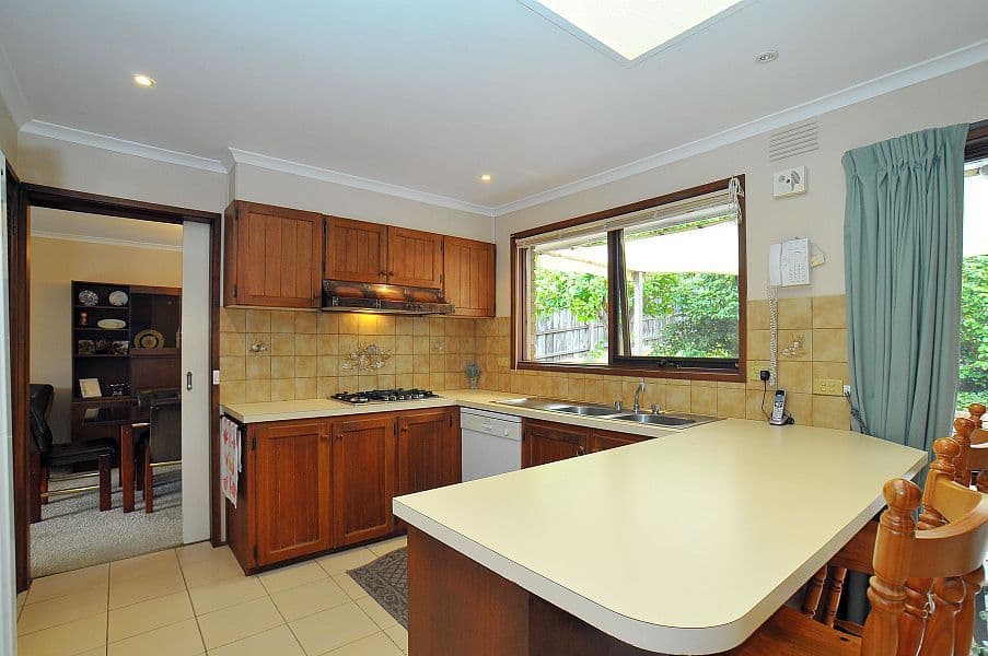 22 Sharrow Road, MITCHAM VIC 3132, Mitcham - Thumbnail 4
