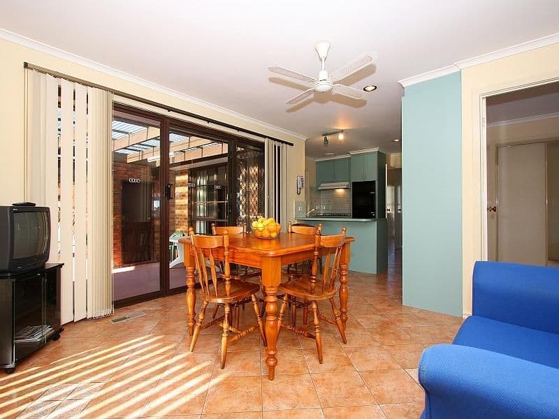 29 Mockridge Drive, MILL PARK VIC 3082, Mill Park - Thumbnail 3