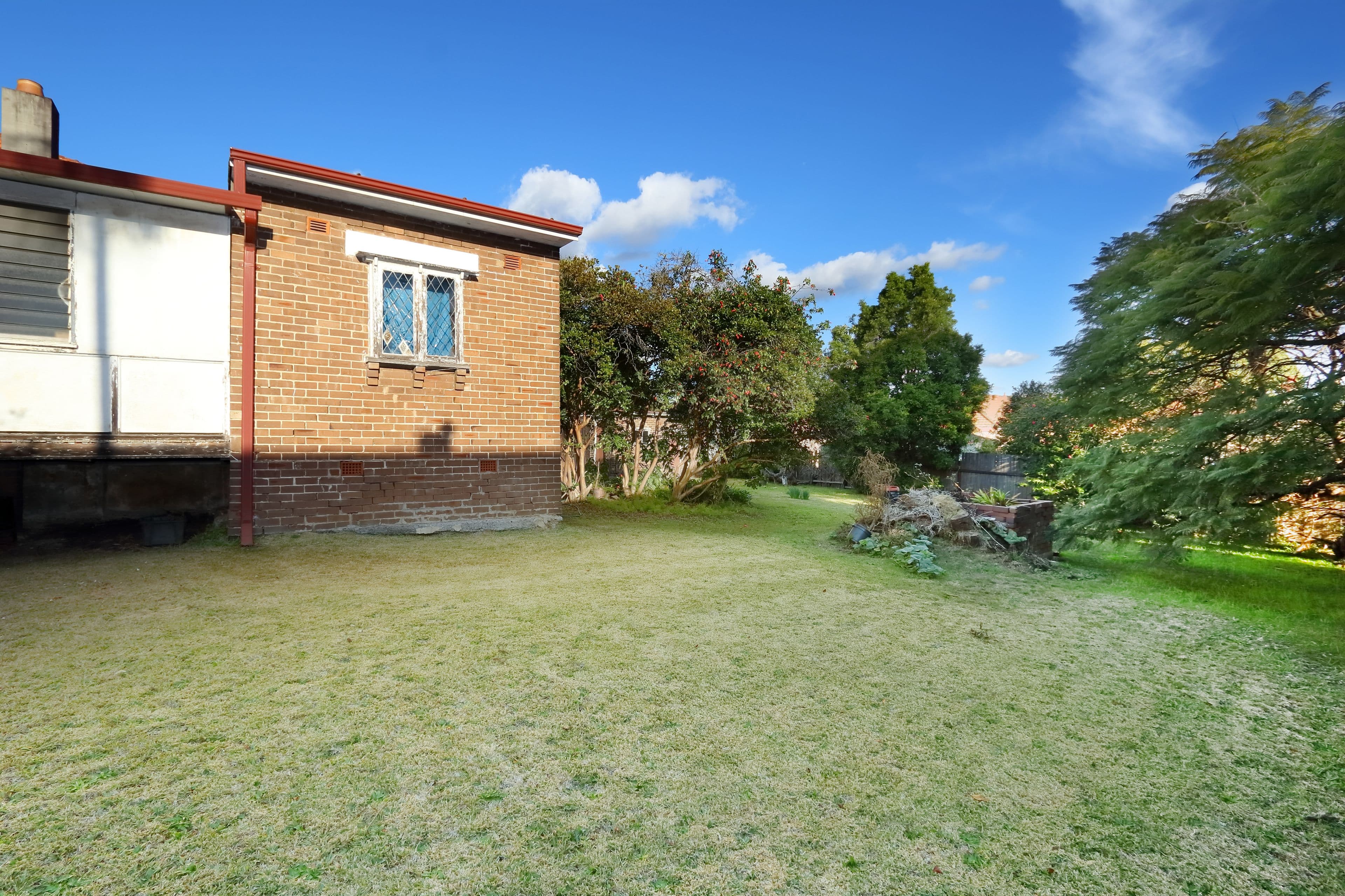 32 Albert Parade, Ashfield - Thumbnail 4