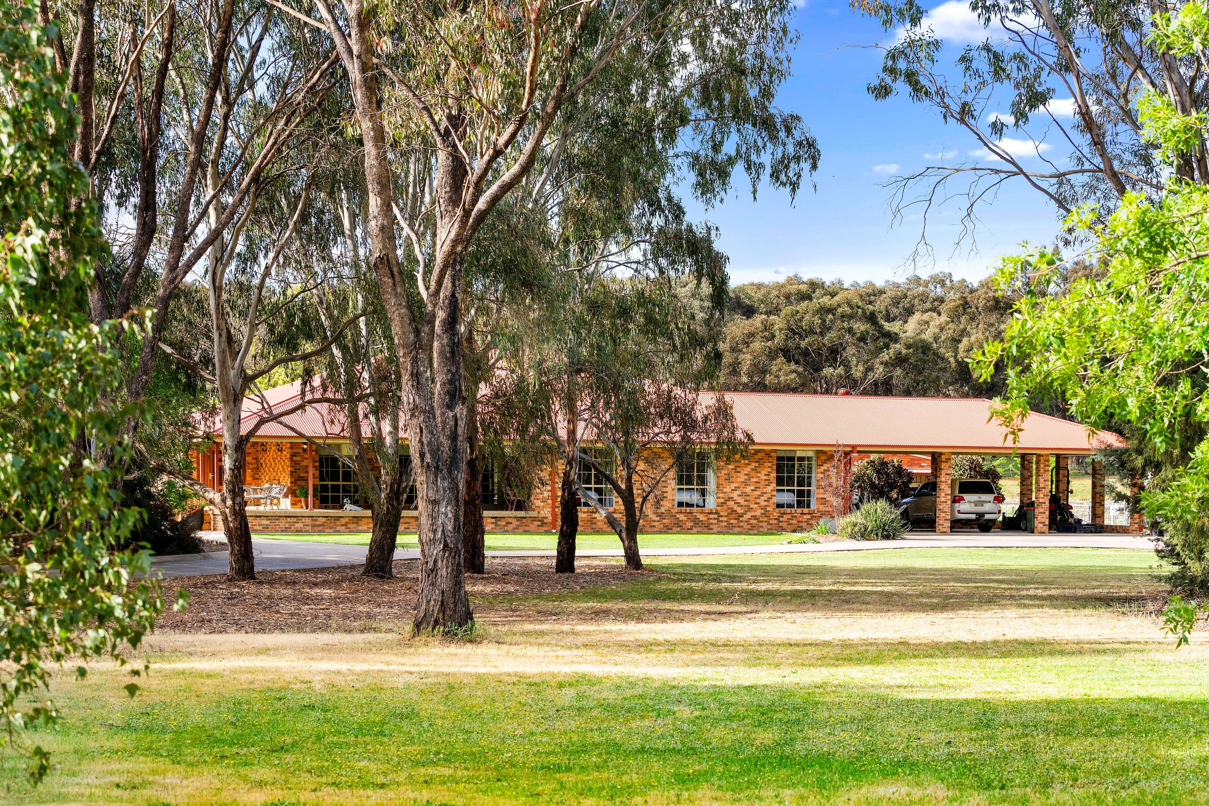 13 Poplar Road, Lake Albert NSW 2650, Lake Albert - Thumbnail 3