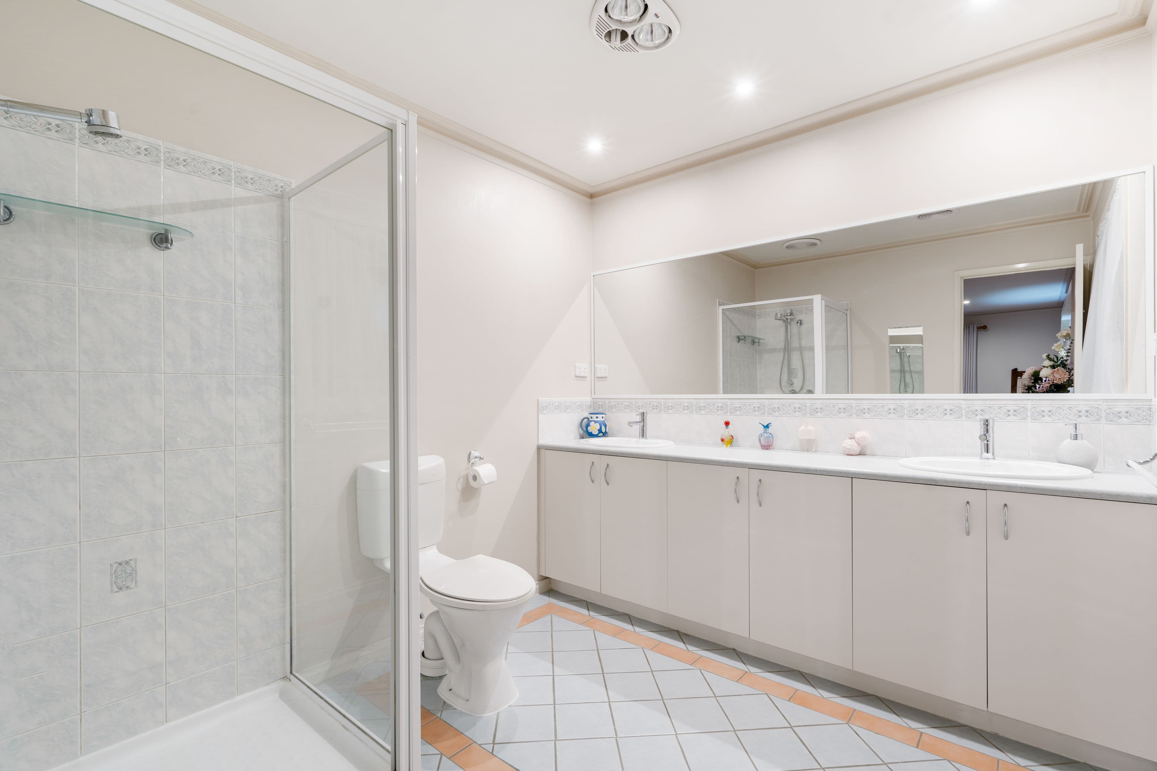 24 Sovereign Way, Hillside VIC 3037, Hillside - Thumbnail 8