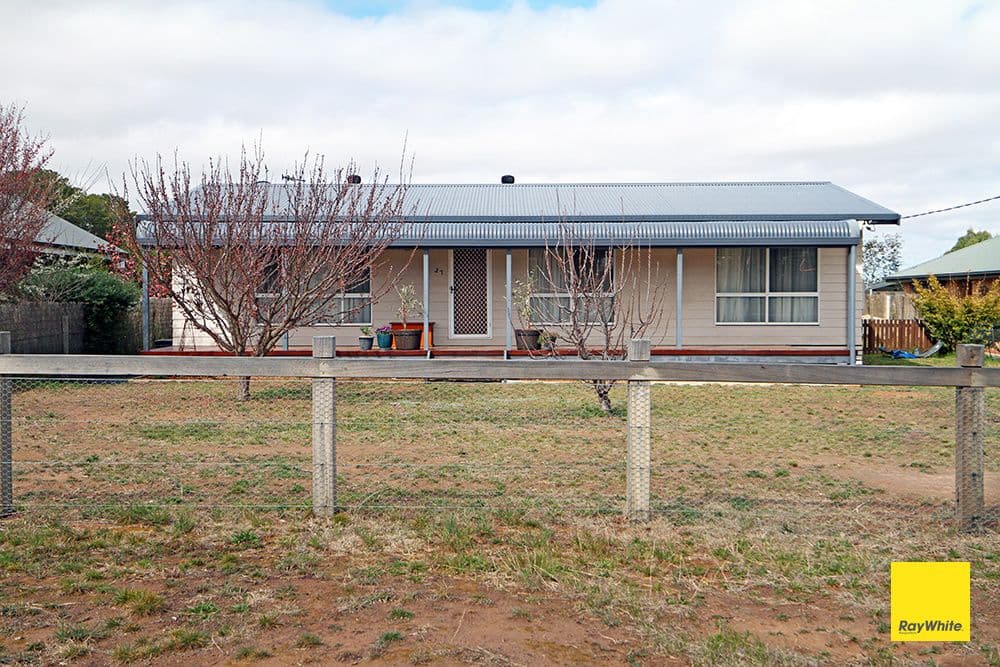 27 Rosamel Street, Gundaroo - Thumbnail 4