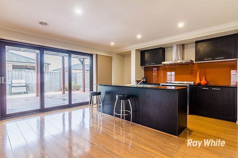 13 Quarters Boulevard, Cranbourne West VIC 3977, Cranbourne West - Thumbnail 2