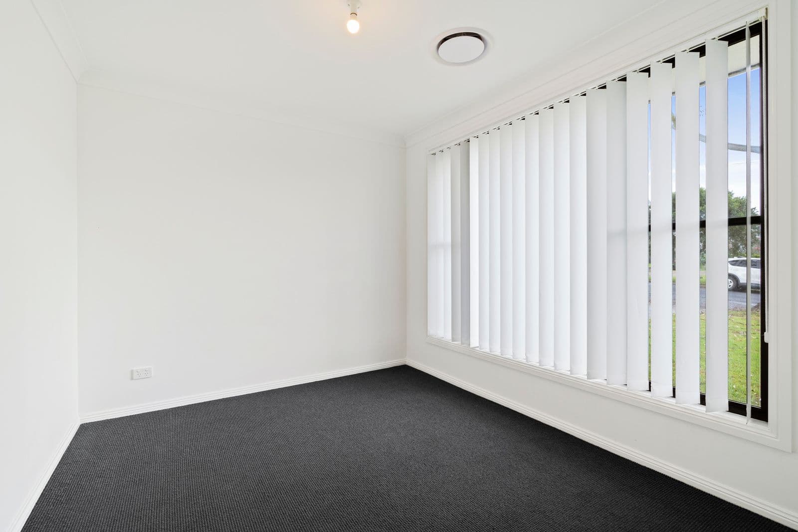17 Burragorang Street, The Oaks NSW 2570, The Oaks - Thumbnail 3