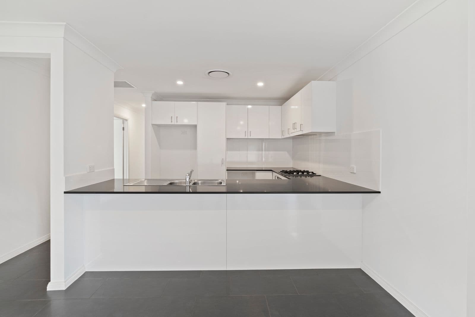 17 Burragorang Street, The Oaks NSW 2570, The Oaks - Thumbnail 5