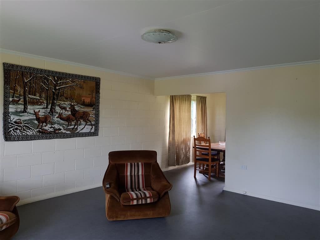 21 Enid Street, Flying Fish Point QLD 4860, Flying Fish Point - Thumbnail 4