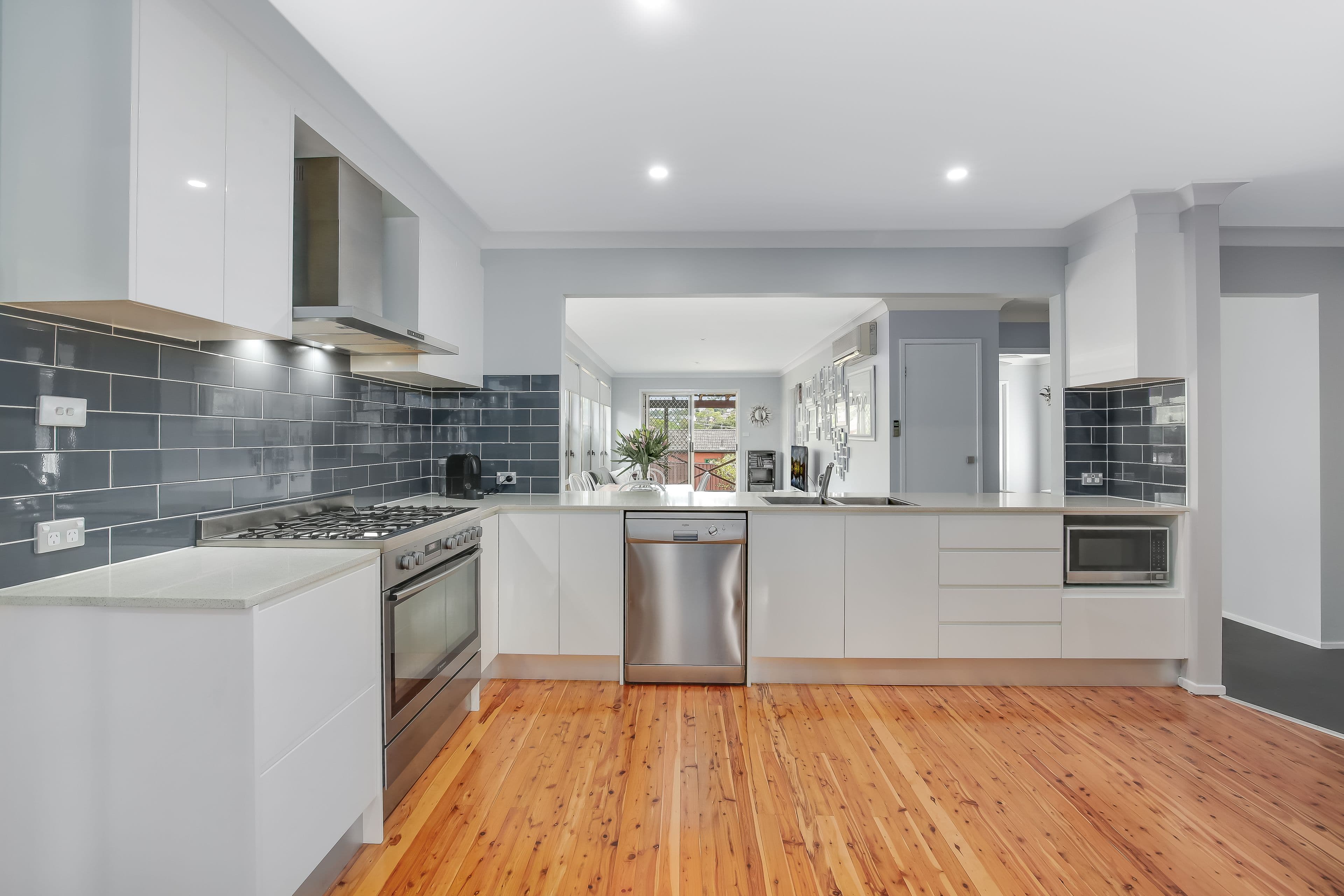 29 Goodacre Avenue, Winston Hills - Thumbnail 4