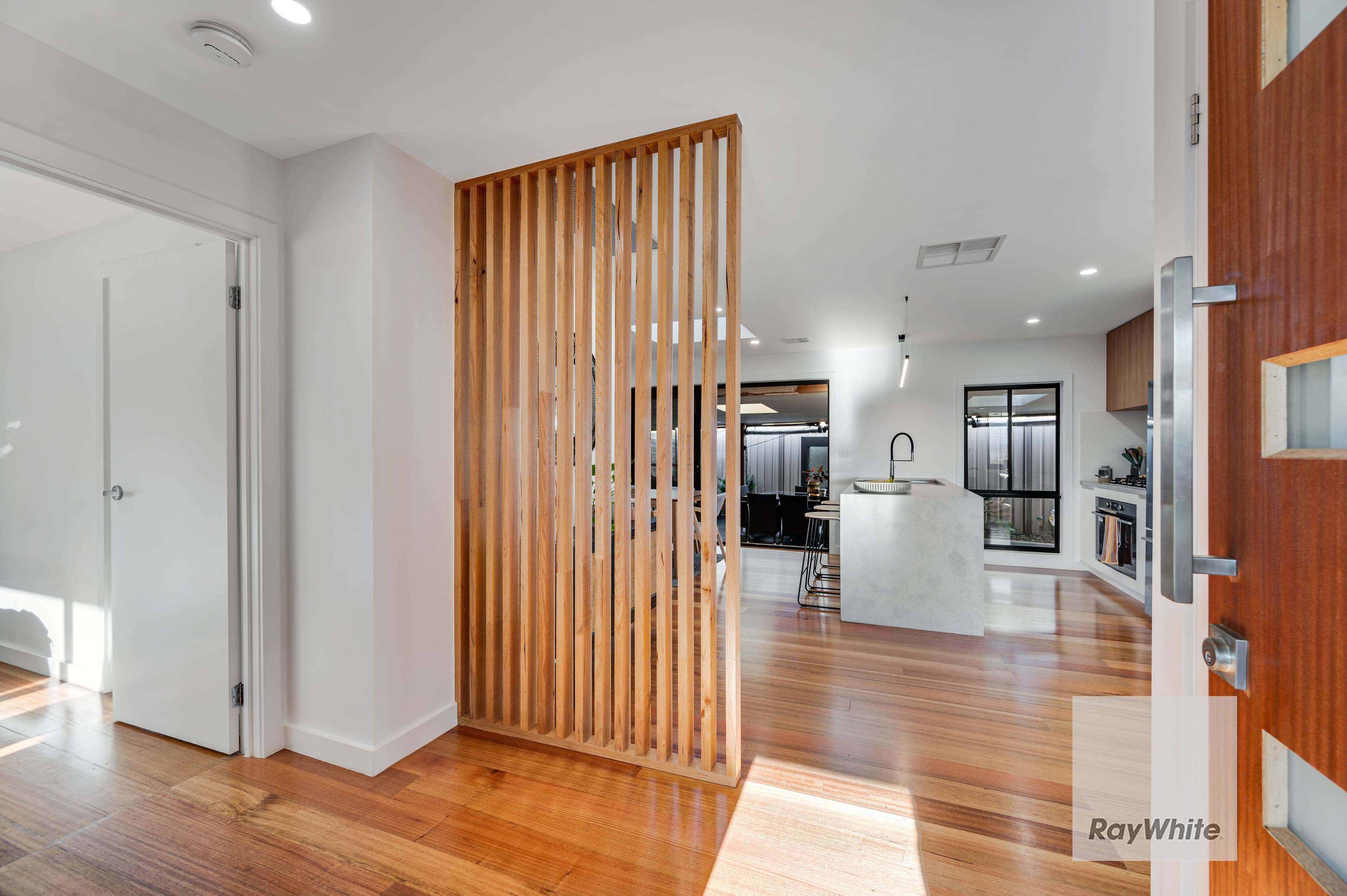 1 Burnleigh Drive, Gladstone Park VIC 3043, Gladstone Park - Thumbnail 2