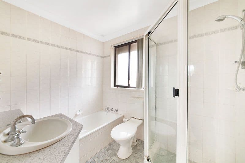 17 Burton Avenue, MOOREBANK NSW 2170, Moorebank - Thumbnail 6