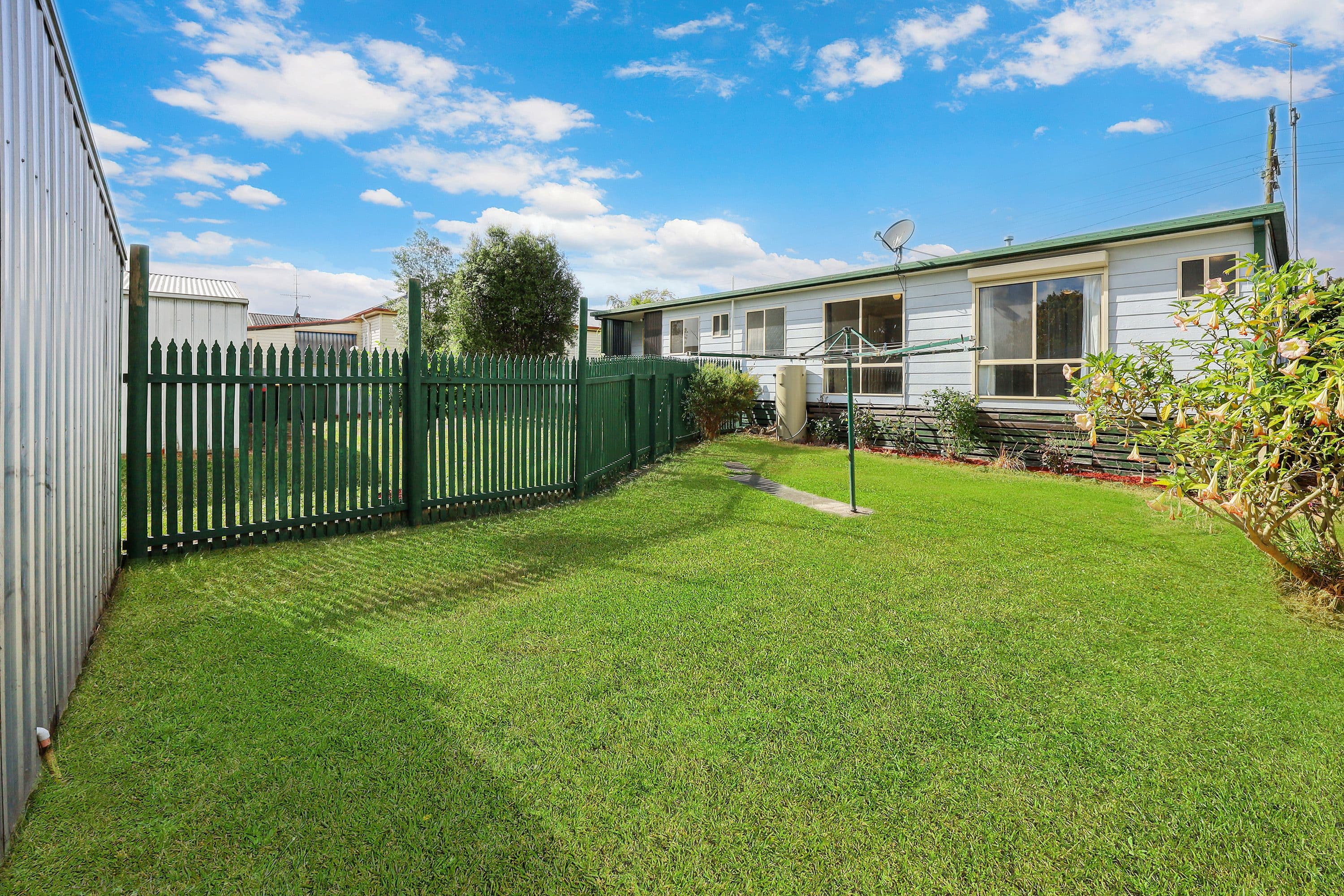 74 Curdie Street, Cobden VIC 3266, Cobden - Thumbnail 3