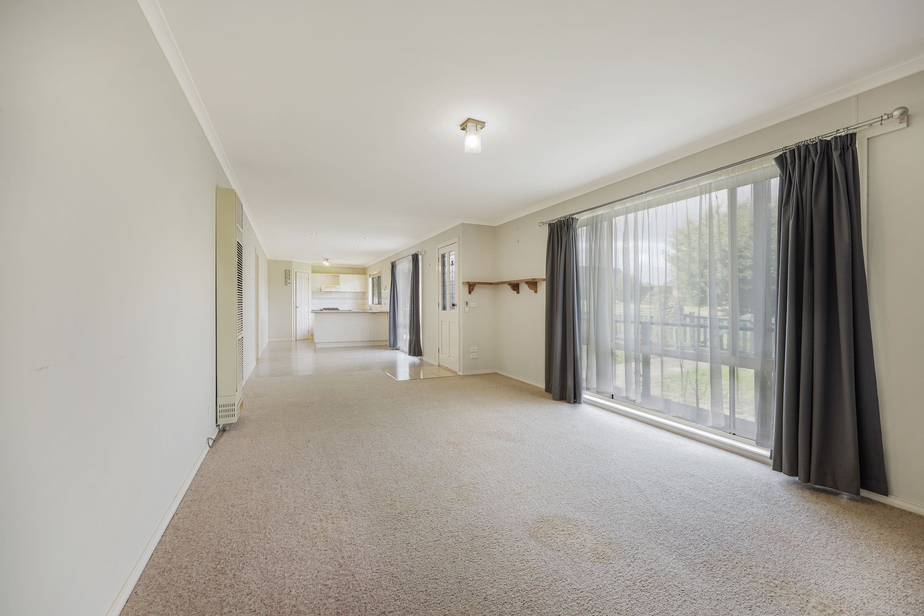 74 Curdie Street, Cobden VIC 3266, Cobden - Thumbnail 8