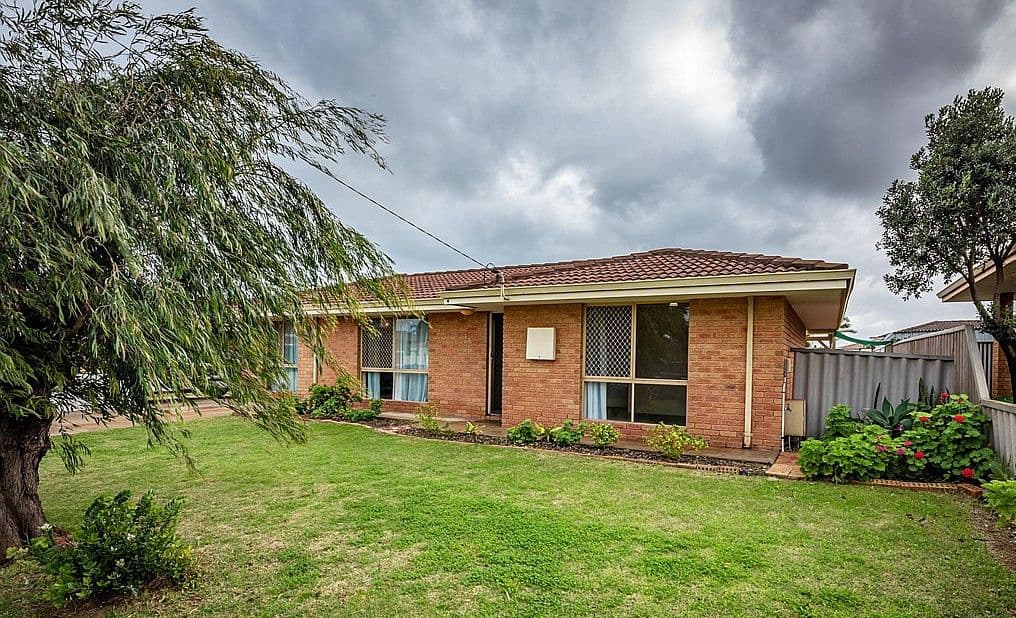 35 Highbury Street, Mount Tarcoola WA 6530, Mount Tarcoola - Thumbnail 2