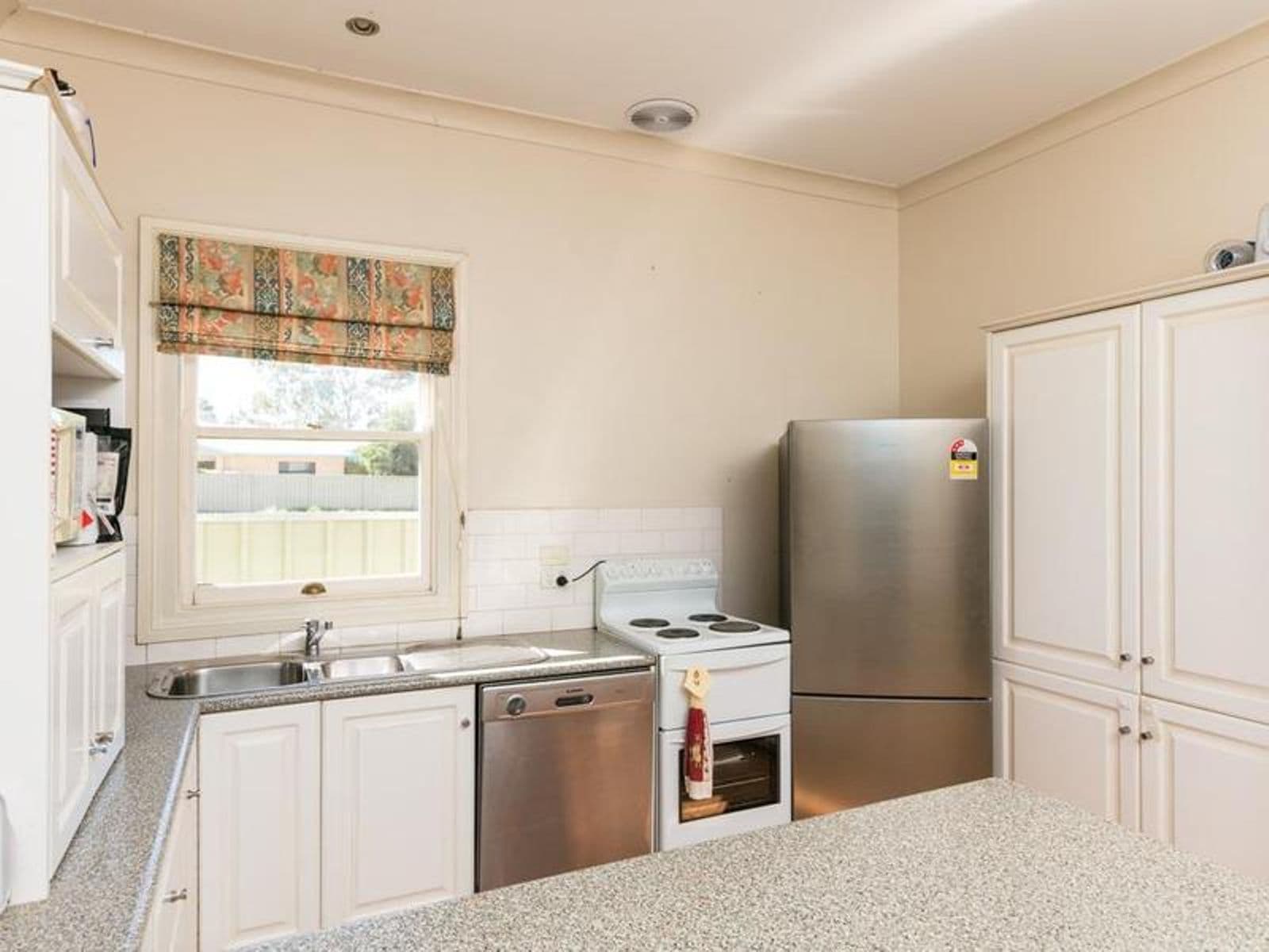 380 Eleventh Street, Mildura - Thumbnail 6
