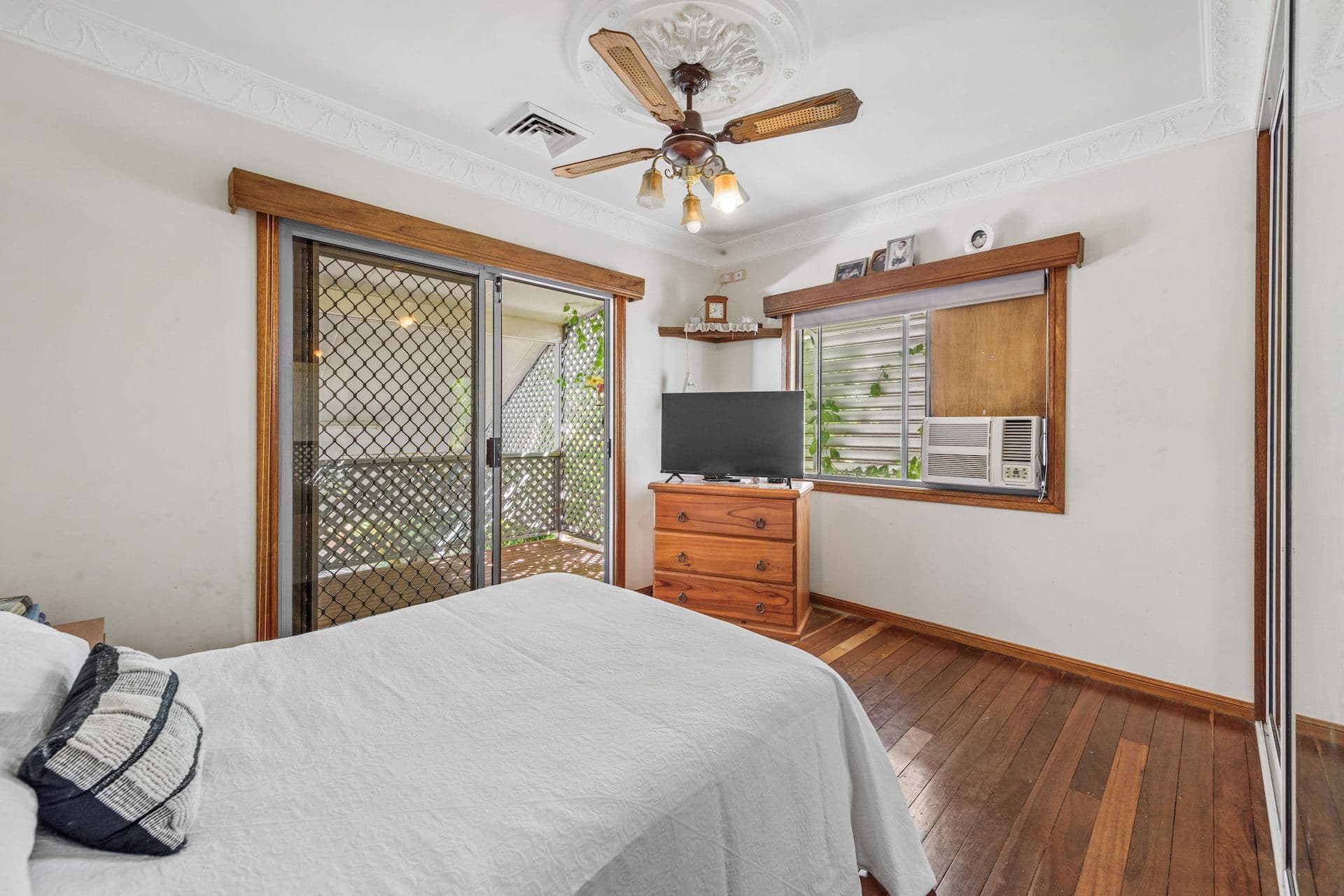 468 Oxley Avenue, Redcliffe QLD 4020, Redcliffe - Thumbnail 6