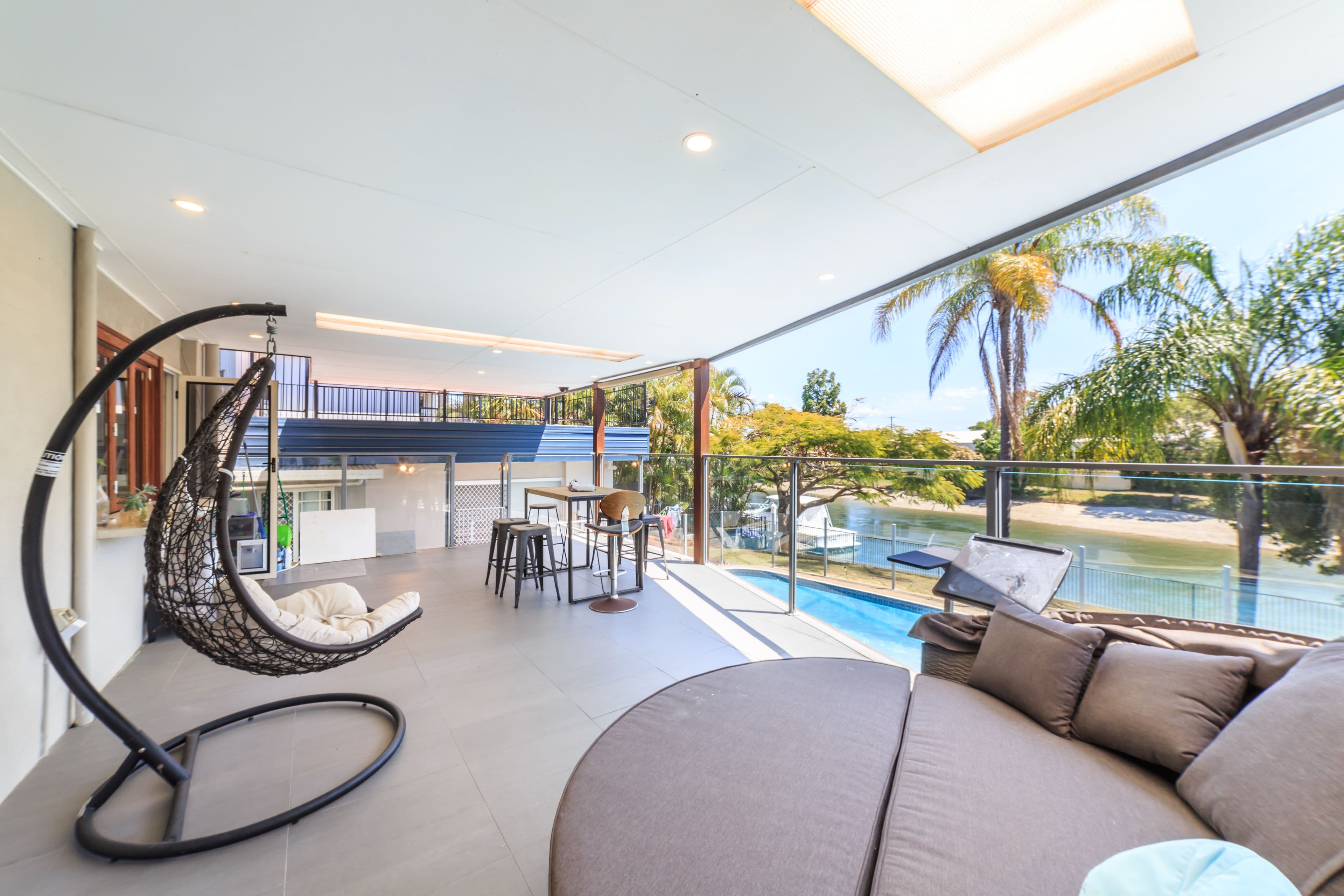 8 Gibraltar Drive, Isle Of Capri QLD 4217, Isle Of Capri - Thumbnail 4