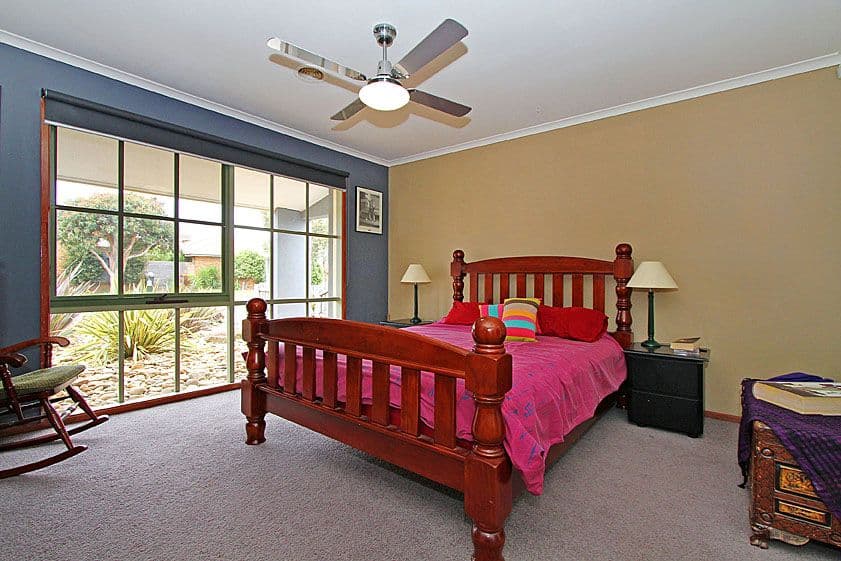 2 Brentfield Court, MILL PARK VIC 3082, Mill Park - Thumbnail 5