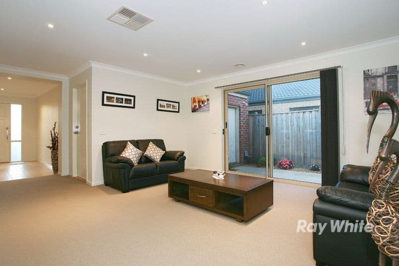 6 Benmar Place, LYNDHURST VIC 3975, Lyndhurst - Thumbnail 2