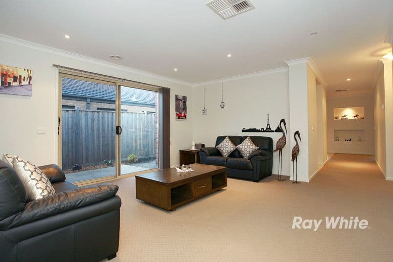 6 Benmar Place, LYNDHURST VIC 3975, Lyndhurst - Thumbnail 3
