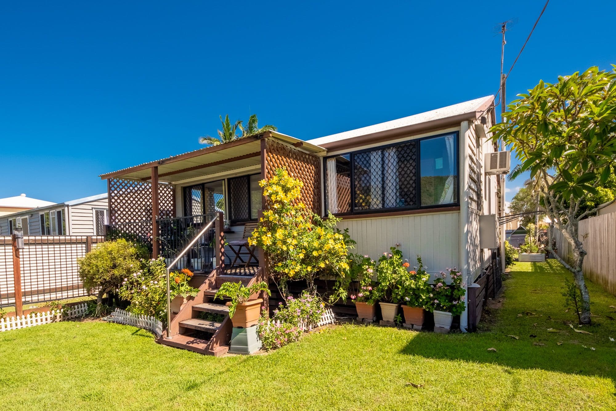 18 Spring Street, Yeppoon QLD 4703, Yeppoon - Thumbnail 2