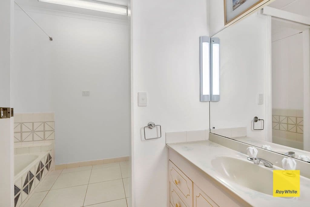 76 Holland Crescent, Capalaba QLD 4157, Capalaba - Thumbnail 7