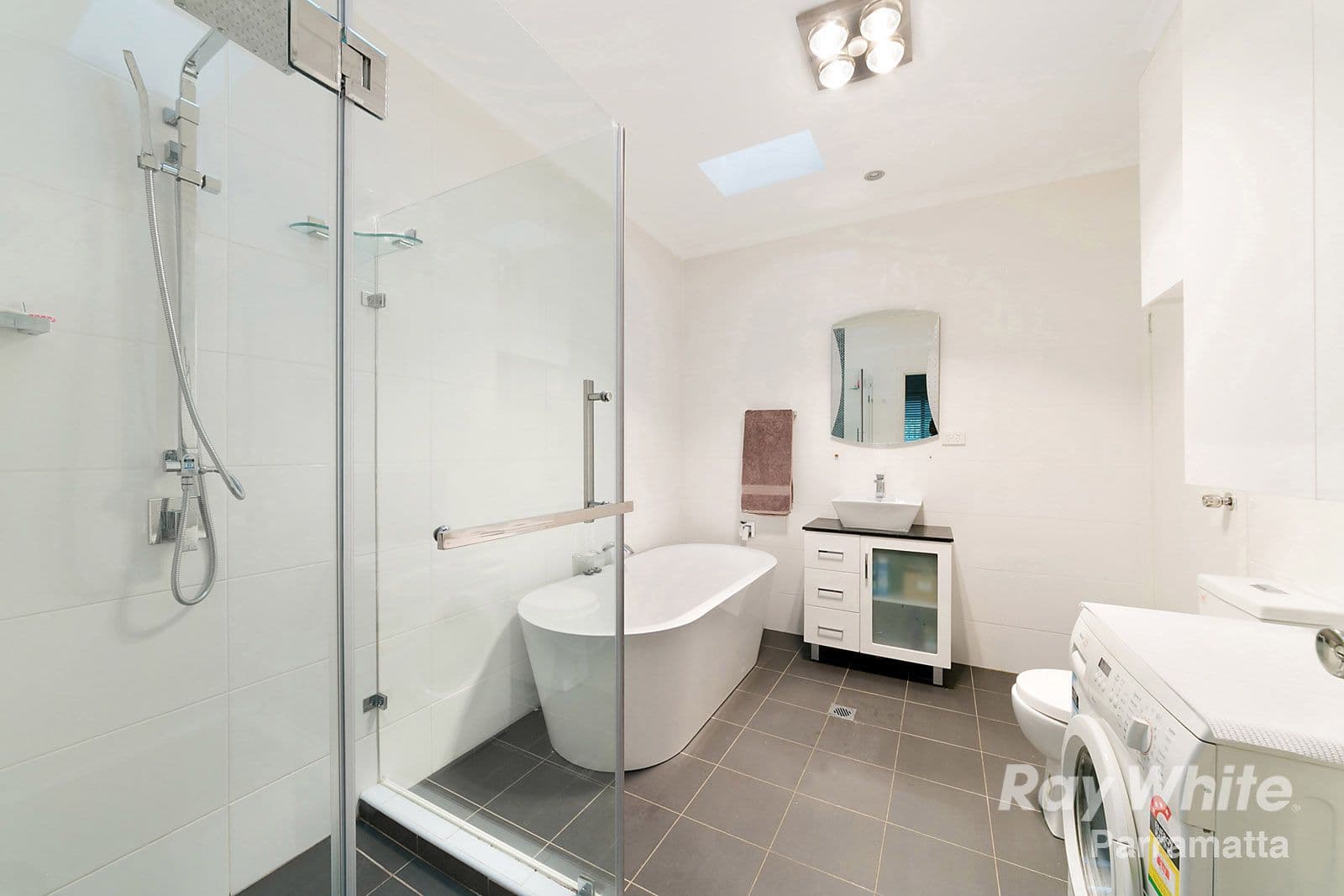 15 Pioneer Street, Wentworthville - Thumbnail 5