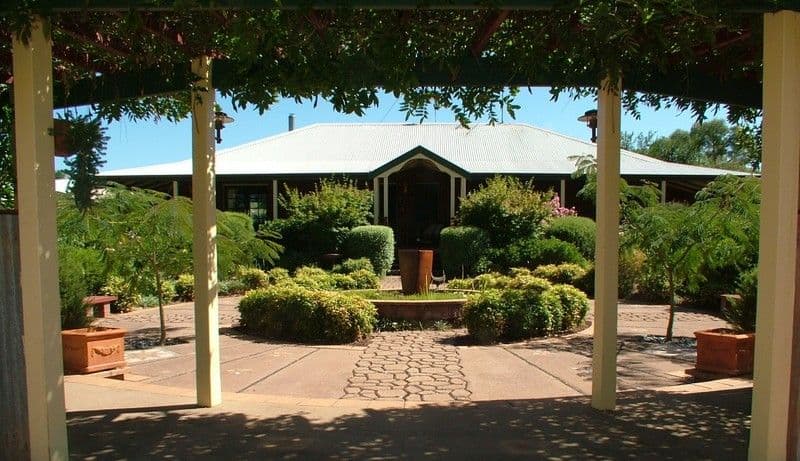 11L Debeaufort Drive, DUBBO NSW 2830, Dubbo - Thumbnail 2