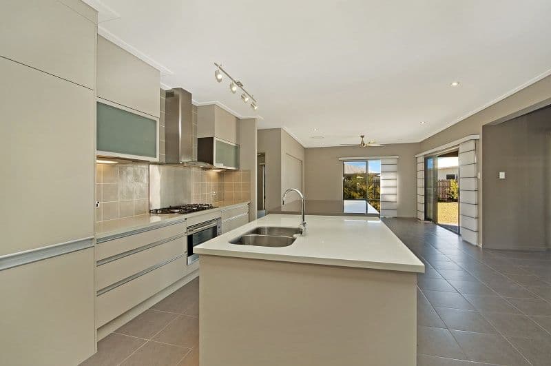 19 Apple Gum Avenue, MOUNT LOW QLD 4818, Mount Low - Thumbnail 2