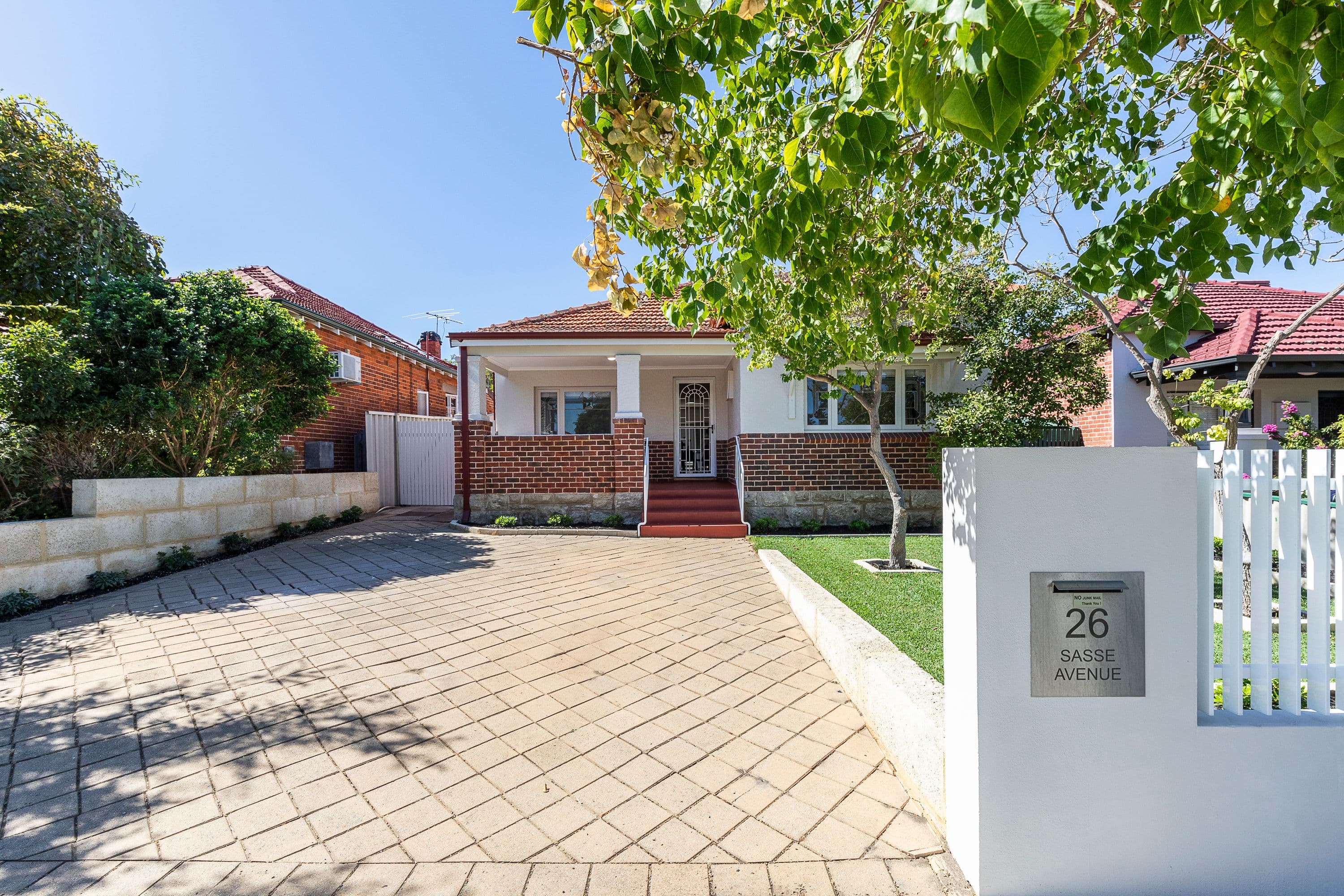 26 Sasse Avenue, Mount Hawthorn WA 6016, Mount Hawthorn - Thumbnail 2